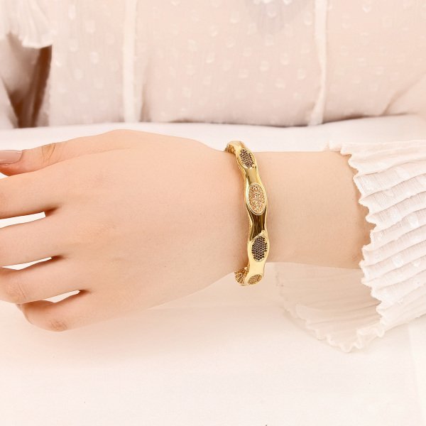 Zincir Detaylı Gümüş Set