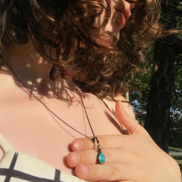 Doğal Firuze Taşlı Gümüş Kolye