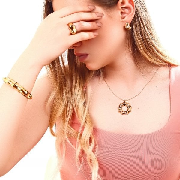 Taş Detaylı Gümüş Set