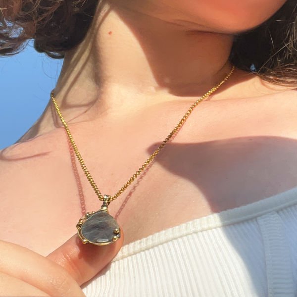 Renkli Kök Safir Taşlı Kolye