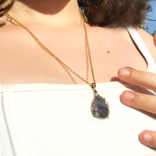 Renkli Kök Safir Taşlı Kolye