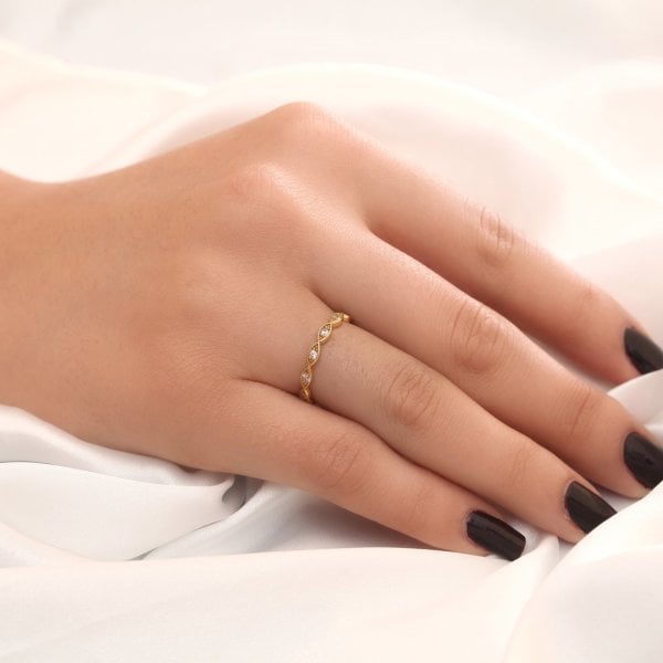 Minik Zirkon Taşlı Gümüş Yüzük