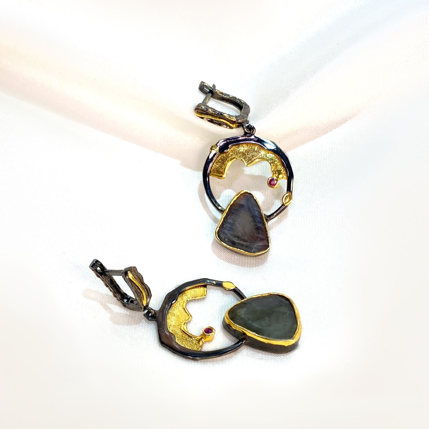 Doğal Labradorit Taşlı  Küpe