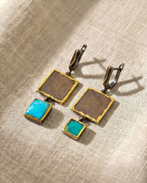 Doğal Firuze Taşlı Gümüş Küpe